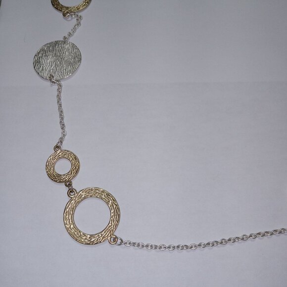 Vintage Long Chain Necklace With Textured Silver & Gold-Tone Discs Art Deco - Picture 2 of 5